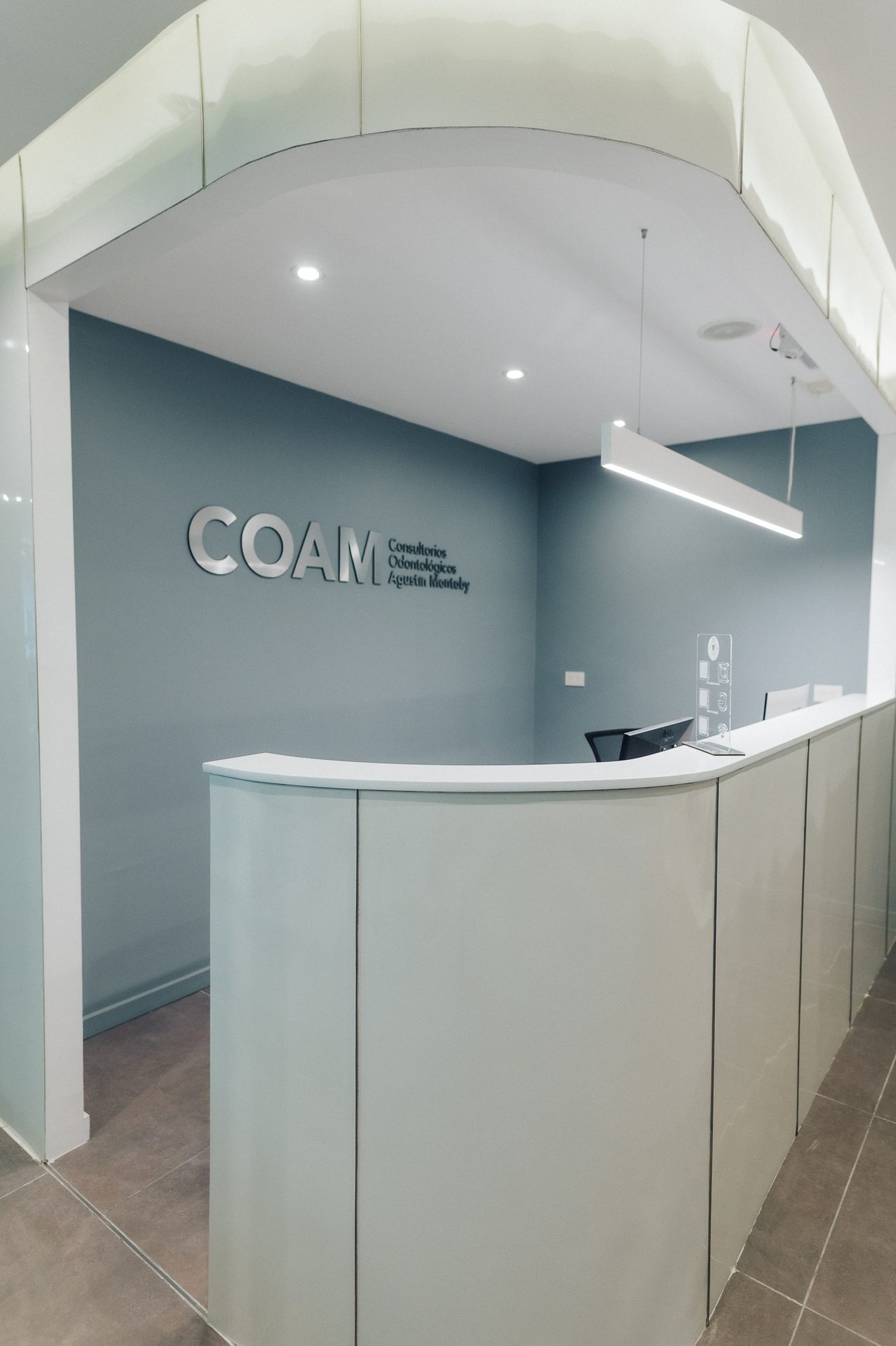 Detalle de la recepción del consultorio COAM Odontología